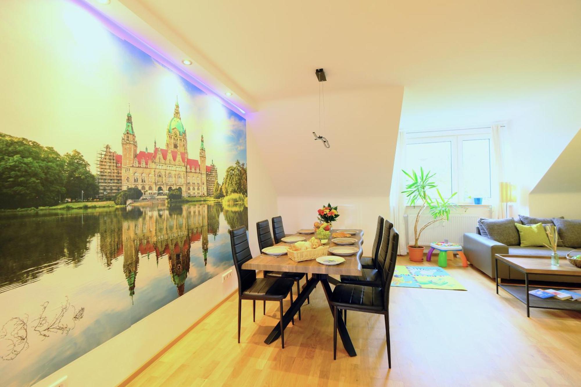 Happybnb - Stilvolles, Naturgelegenes Apartment Mit Blick Auf Den Mittellandkanal Und Die Wasserstadt Hannover - Kamin, Parken Und Spielplatz Exterior photo
