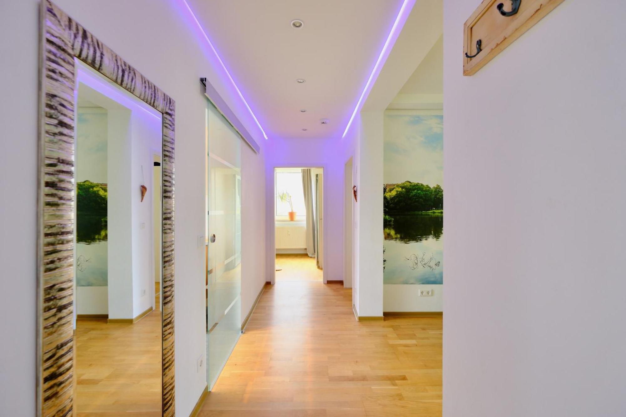Happybnb - Stilvolles, Naturgelegenes Apartment Mit Blick Auf Den Mittellandkanal Und Die Wasserstadt Hannover - Kamin, Parken Und Spielplatz Exterior photo