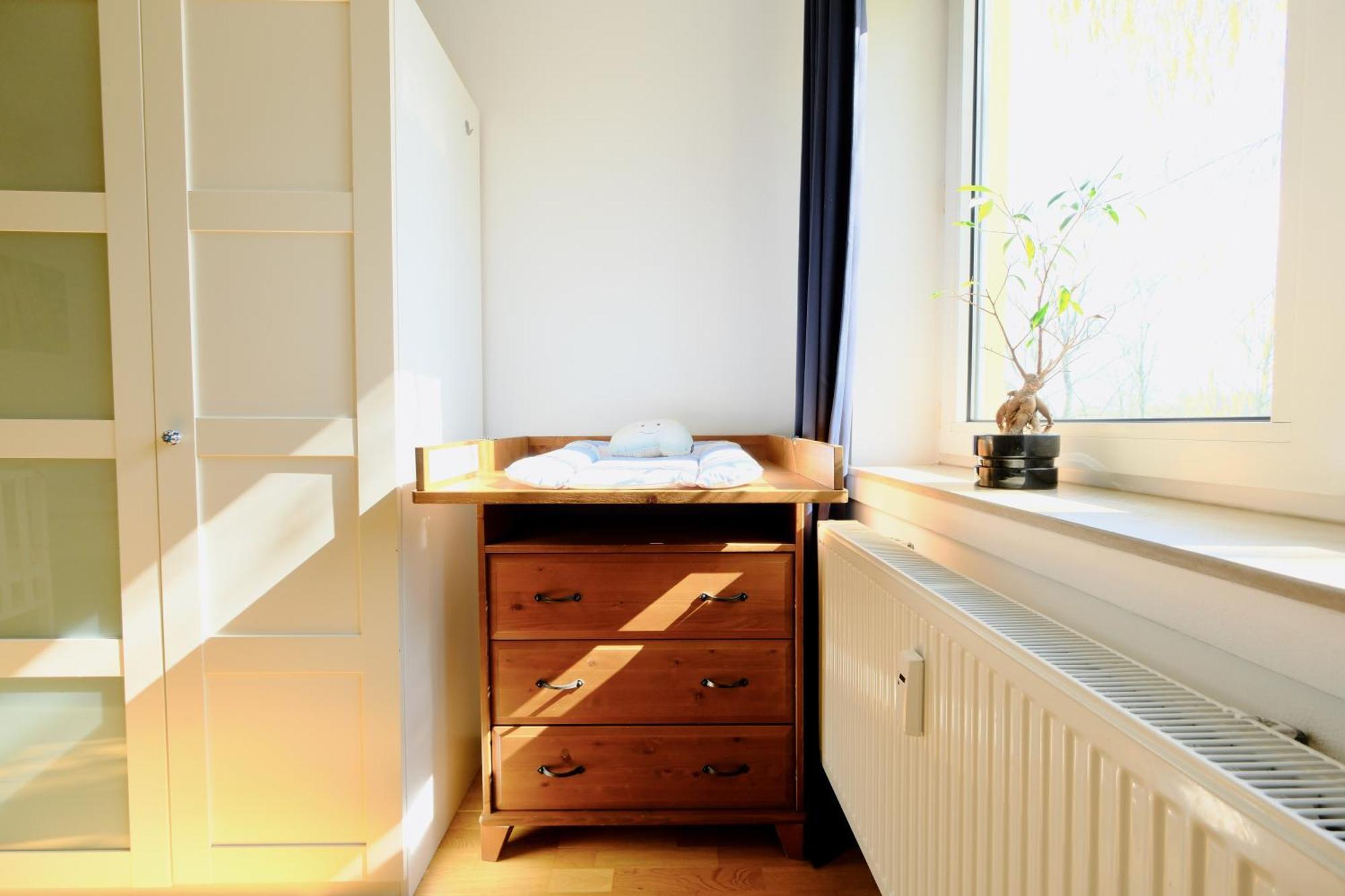 Happybnb - Stilvolles, Naturgelegenes Apartment Mit Blick Auf Den Mittellandkanal Und Die Wasserstadt Hannover - Kamin, Parken Und Spielplatz Exterior photo